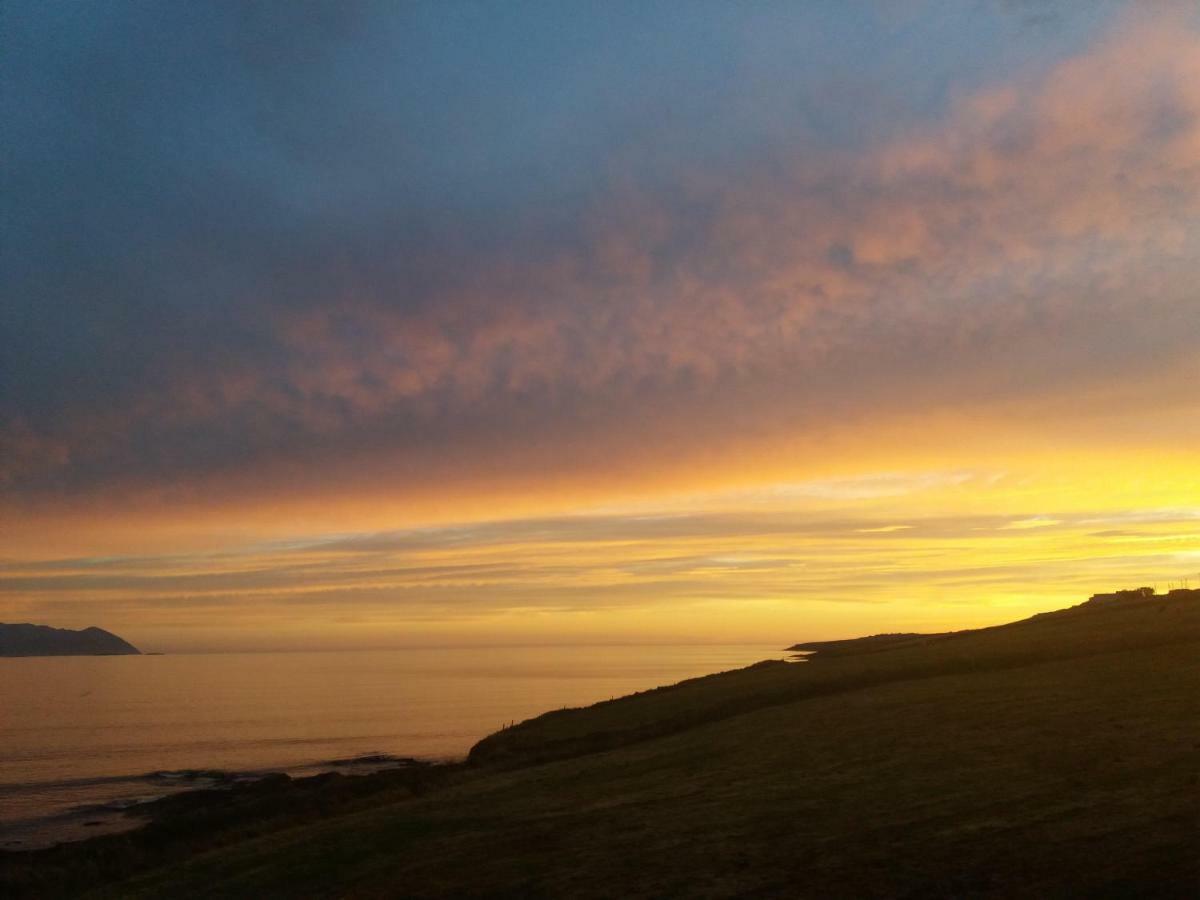 Ballyheigue Cliff Side And Sea View Apartment Bagian luar foto